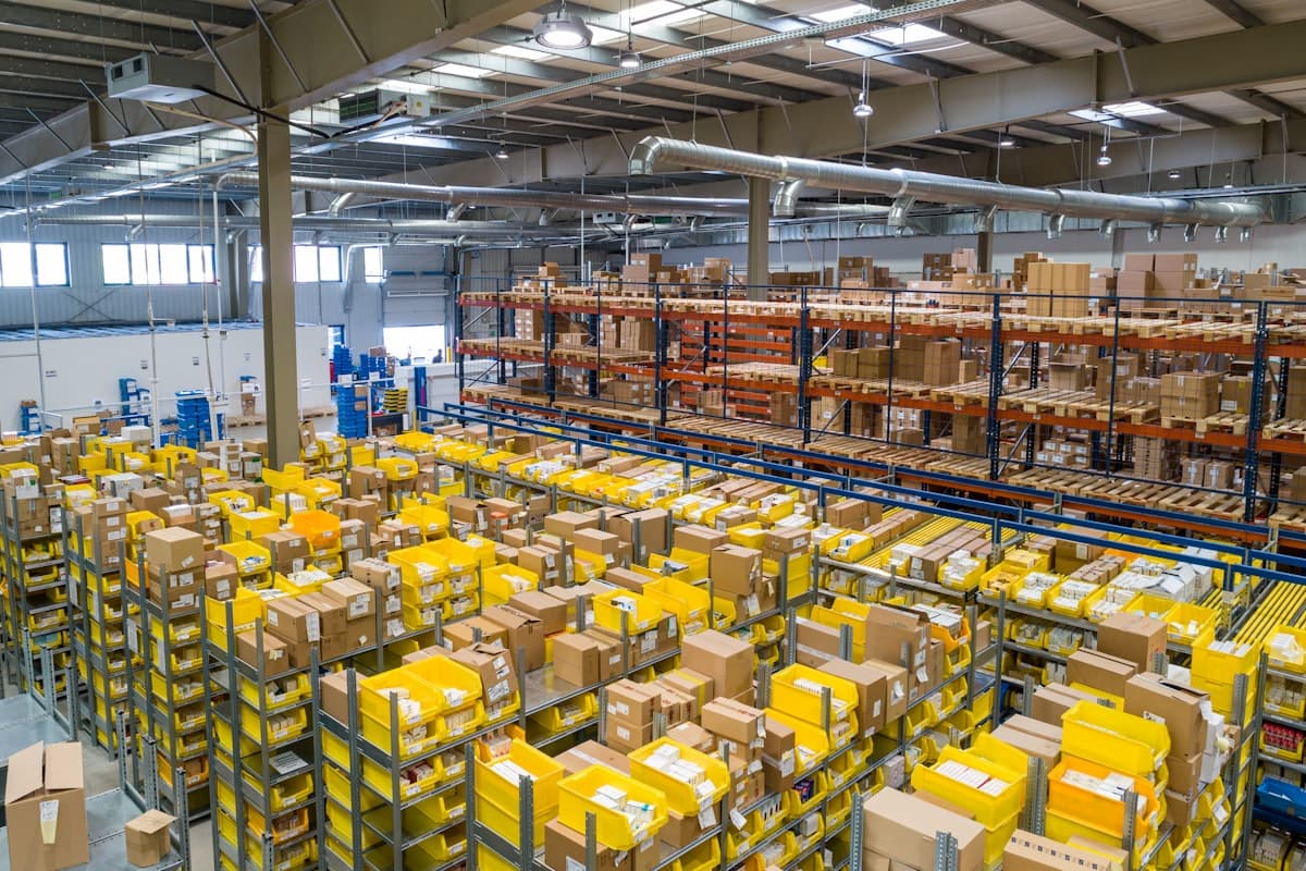 Distribution center cleaning services